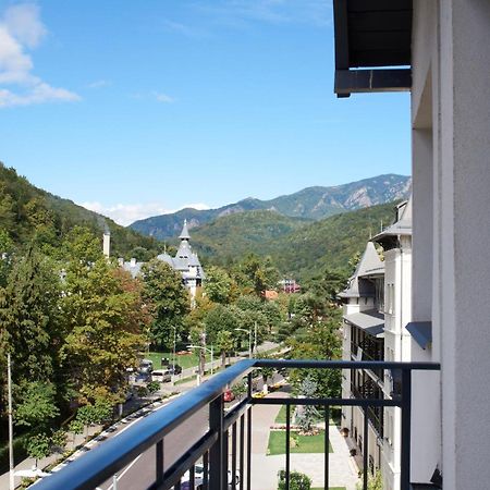 Astra Hotel Călimăneşti Extérieur photo