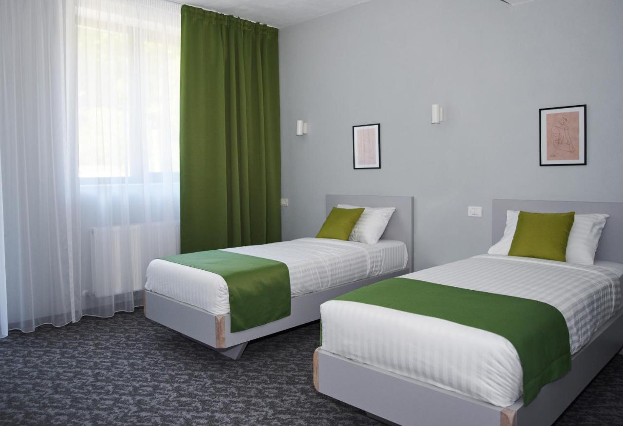 Astra Hotel Călimăneşti Extérieur photo